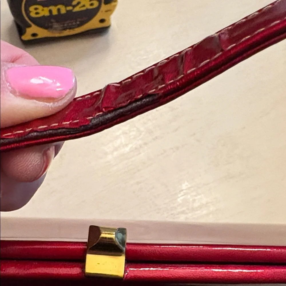 Elegant vintage Red Women's Handbag - Picture 8 of 9